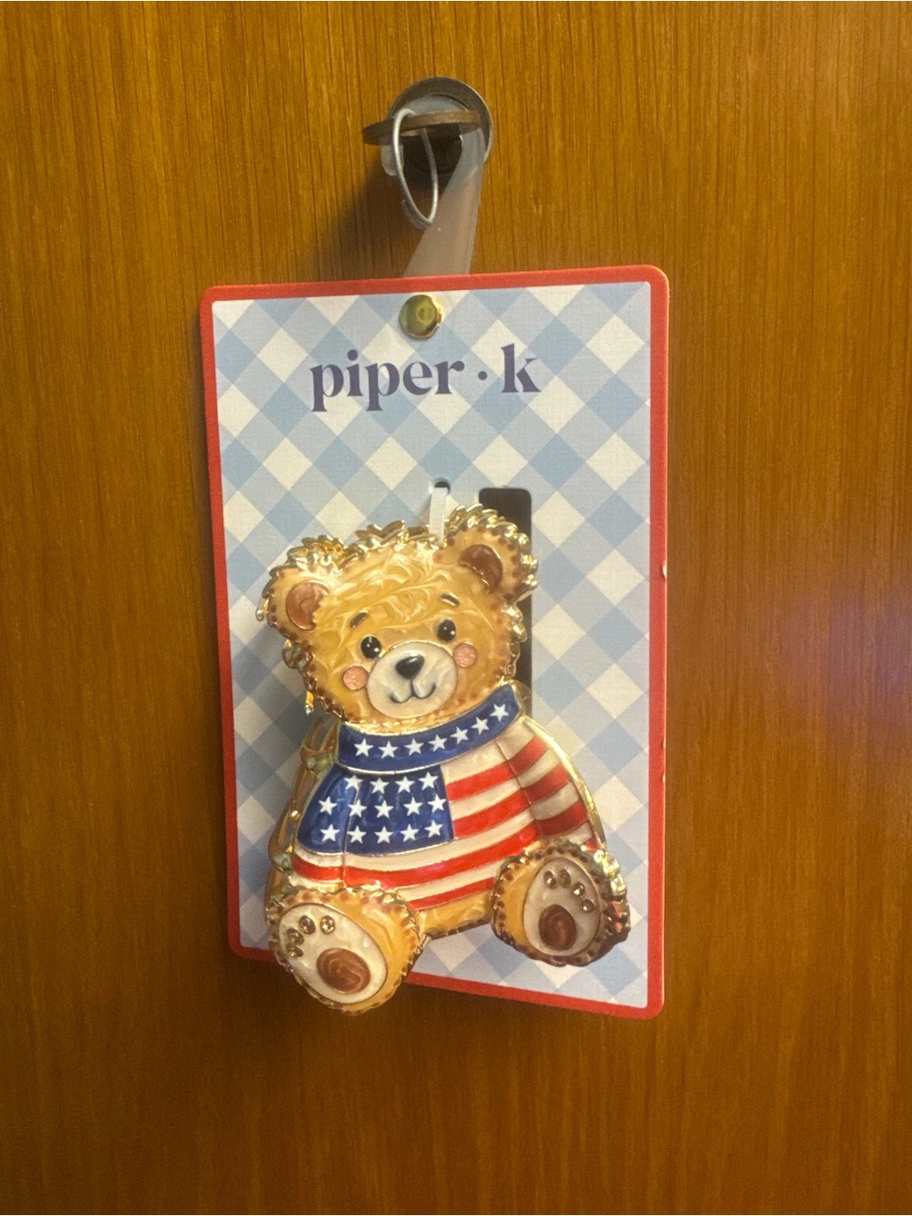 Viral Piper K patriotic 4th of July bear flag hair claw clip